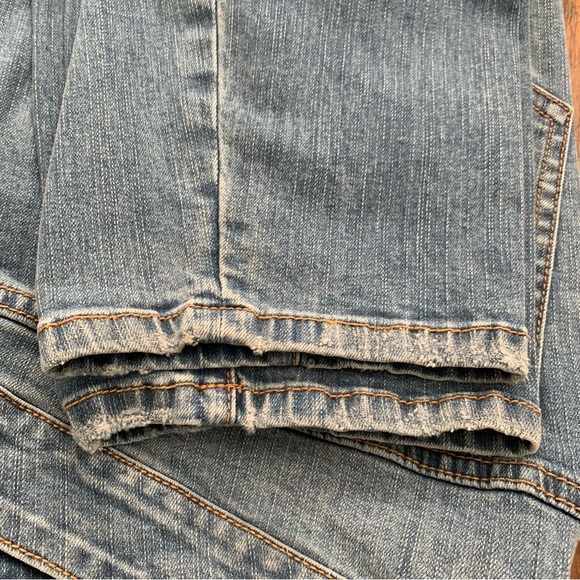 Torrid Denim First at Fit Skinny Jeans, GUC, Size 22, 27” Inseam, 11.5” Rise - Picture 10 of 11